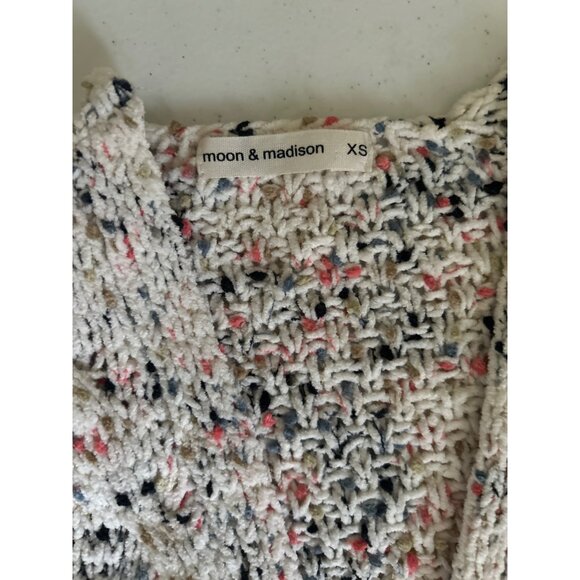 Moon & Madison Chunky Knit Ivory Pink Blue Cardigan Sweater Size XS - Picture 6 of 9